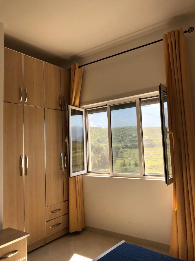 Rainbow Holiday Apartments Vlorë Esterno foto