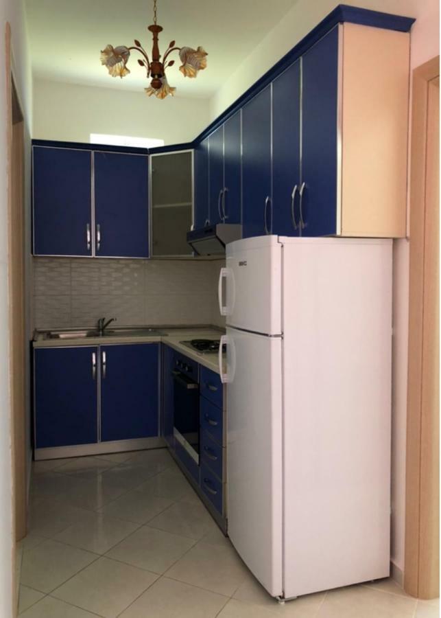 Rainbow Holiday Apartments Vlorë Esterno foto